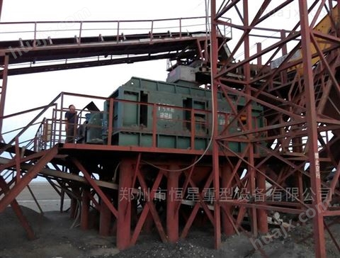 河北省邢台市新型高锰钢对辊破碎机