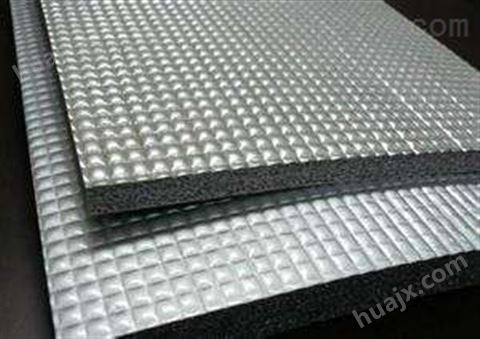 铝箔橡塑保温板 致密的表皮 不透水汽